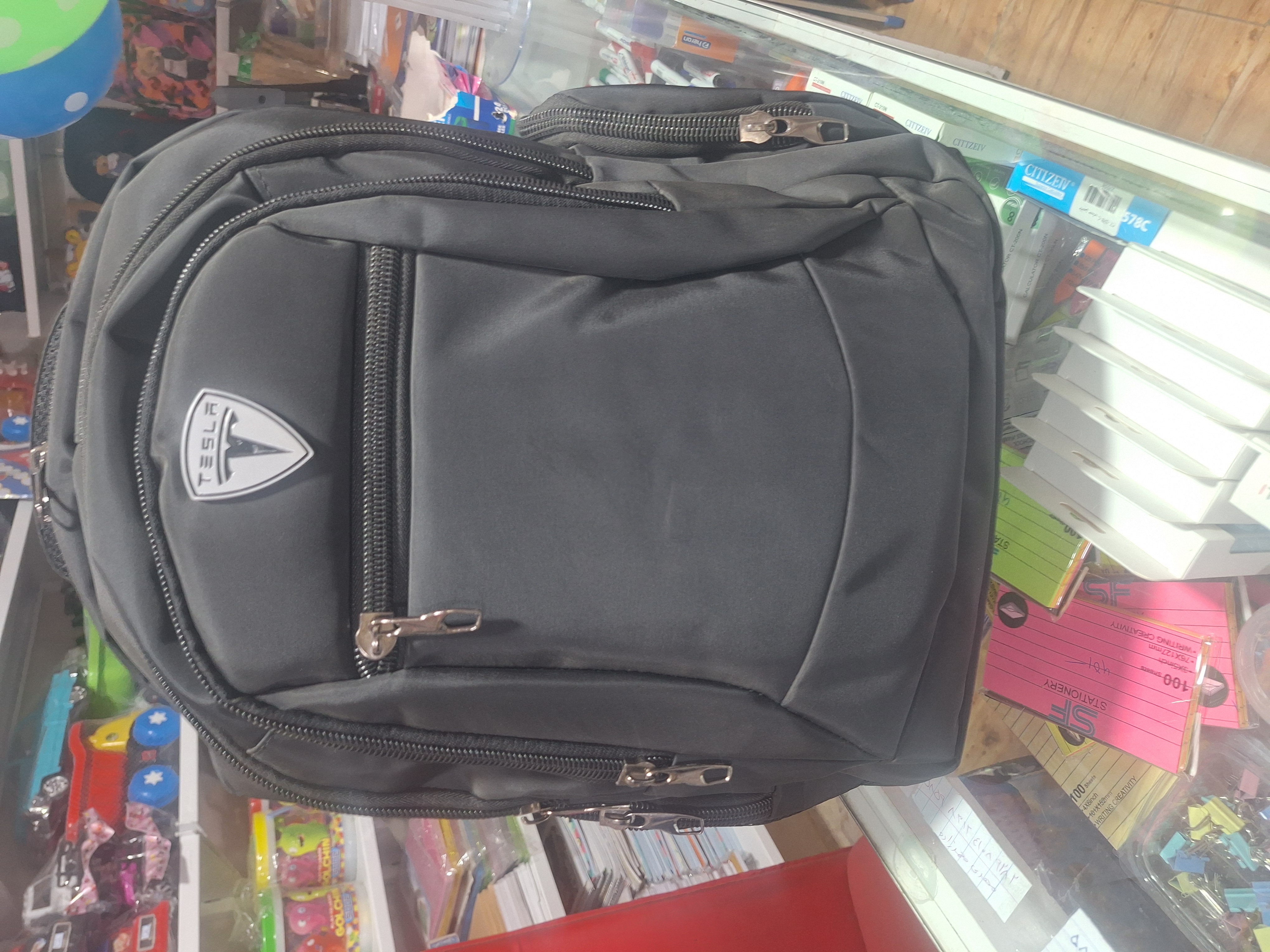 دارای ضرب گیر لب تاب