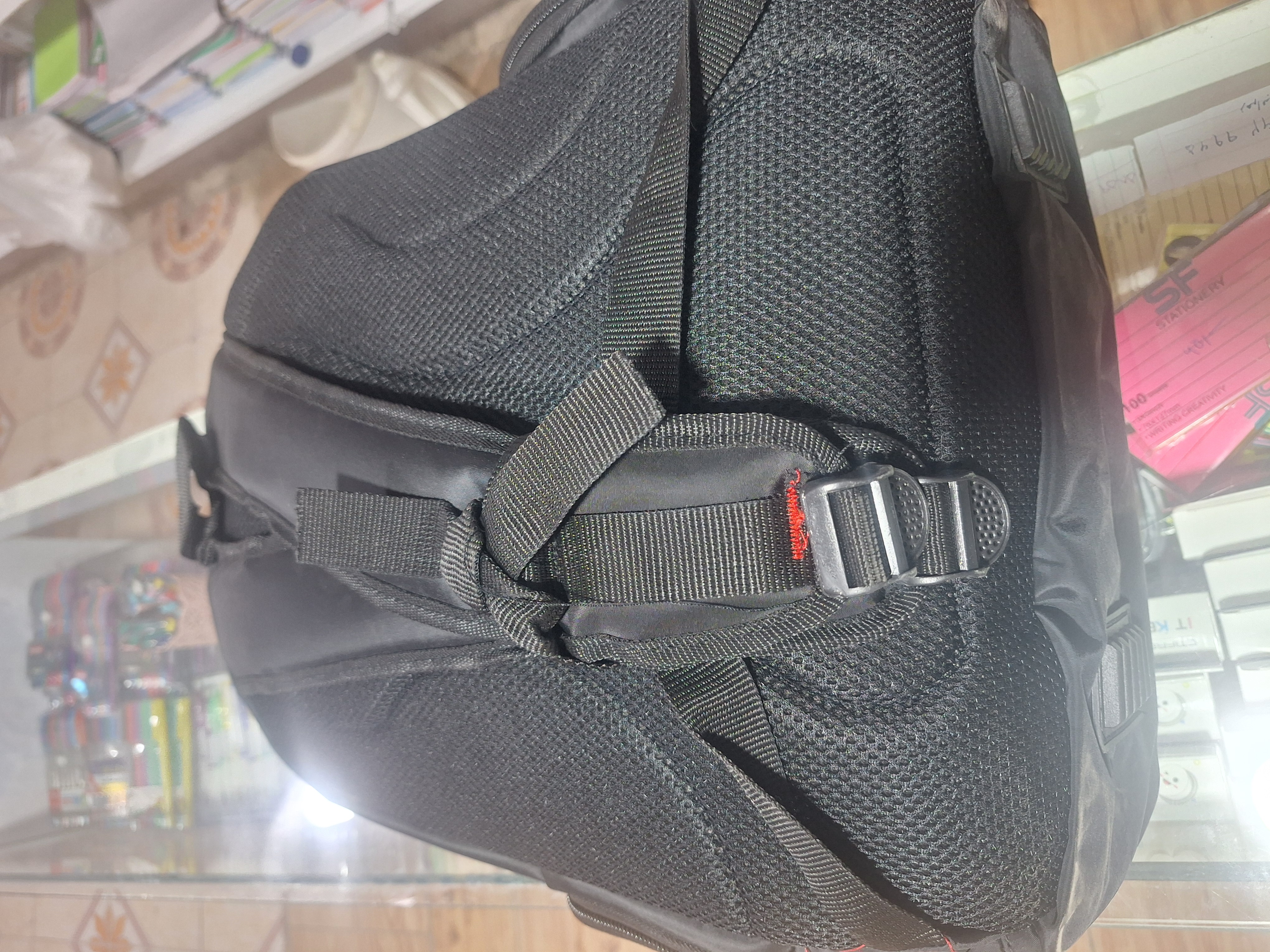 دارای محافظ پشت